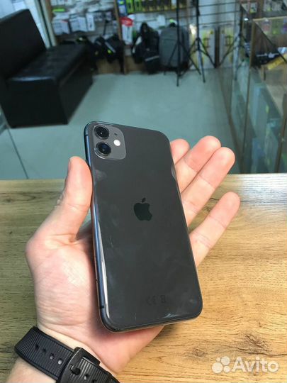 iPhone 11, 128 ГБ