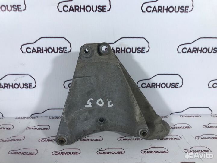 Кронштейн кондиционера Land Rover Range Rover