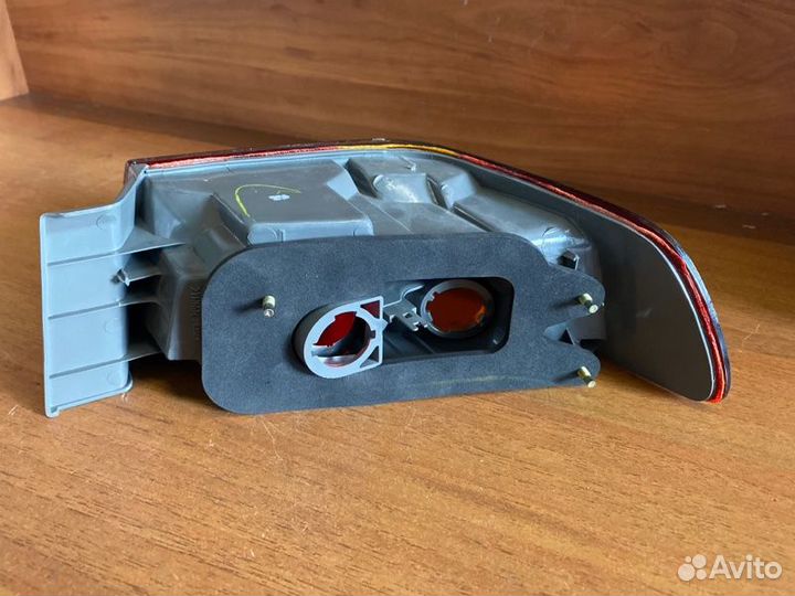 Фонарь левый Toyota Camry 1996 - 2001