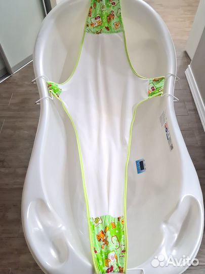 Детская ванна со стойкой