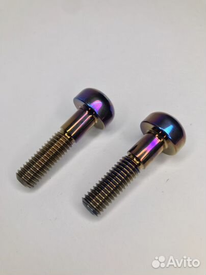 Ось титановая для велосипеда