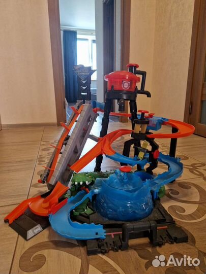 Hot wheels трек автомойка
