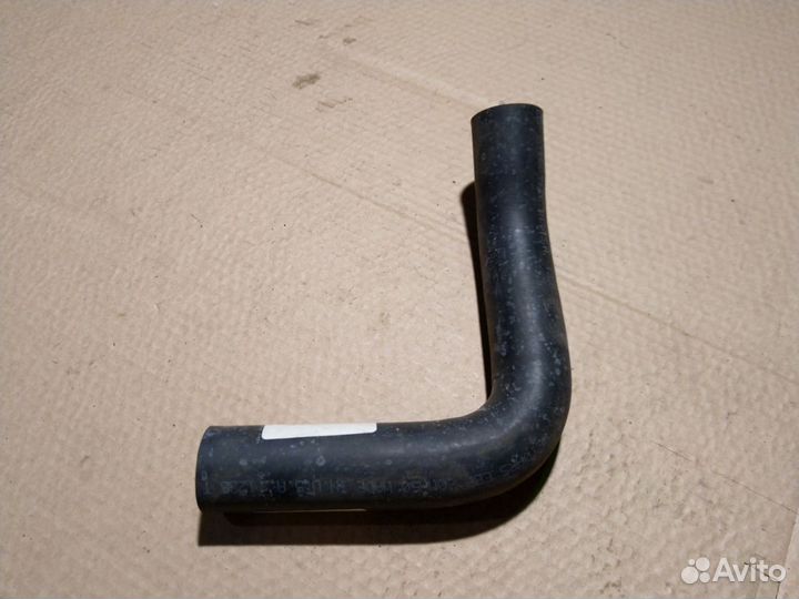 192861 верхний патрубок радиатора Mustang 2066/76