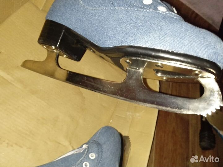 Коньки фигурные