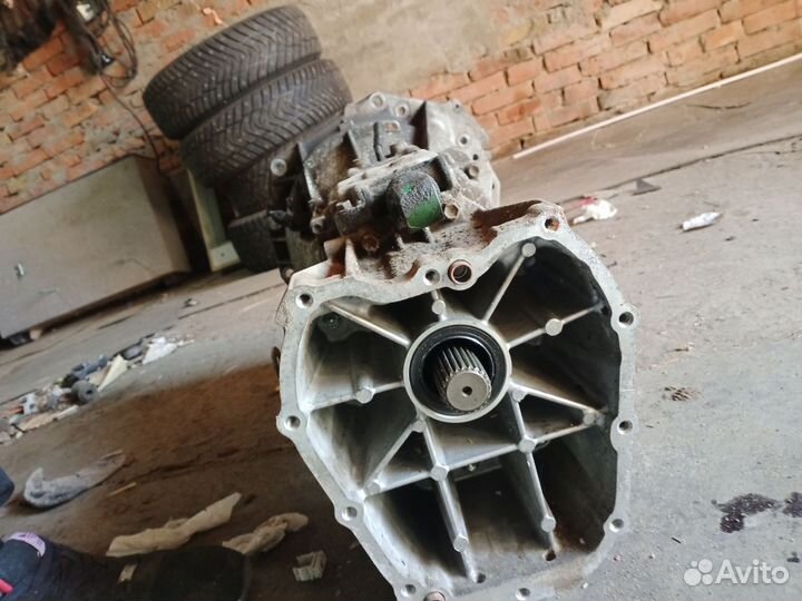 Коробка передач на Сузуки гранд Витара 2006г. В