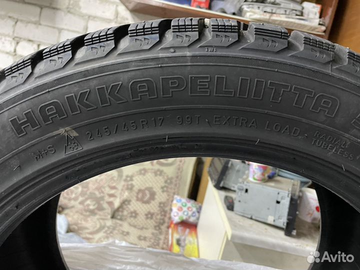 Nokian Tyres Hakkapeliitta 5 245/45 R17