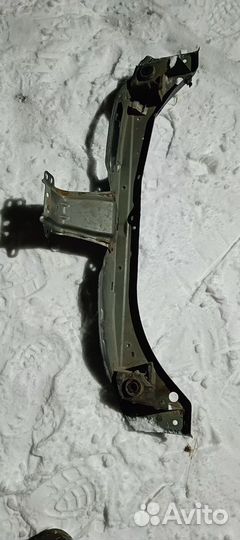 Передняя панель верхняя часть