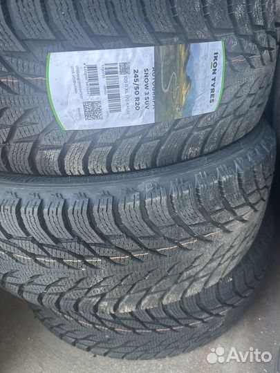 Ikon Tyres Autograph Ice 9 SUV 245/50 R20 105T