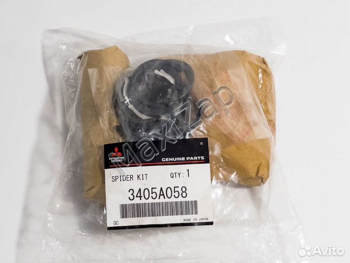 3405A058 Крестовина карданного вала, задняя