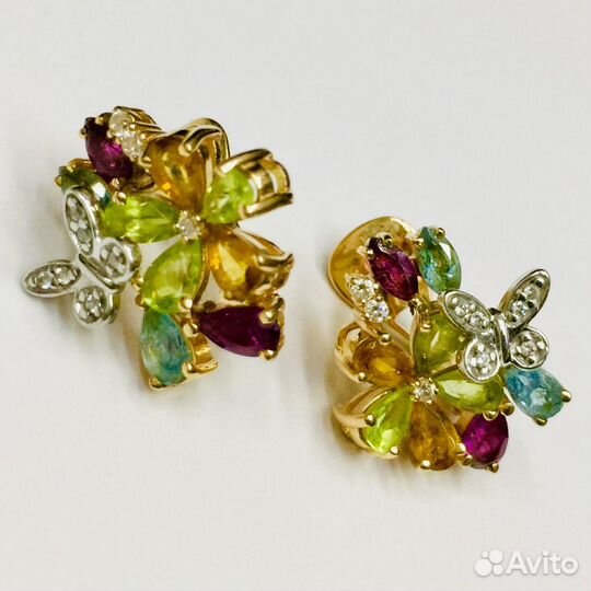 Золотые серьги с камнем