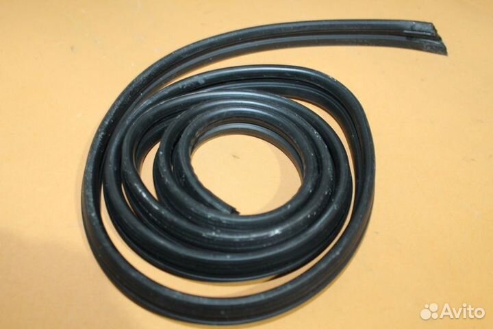 Уплотнитель двери Kuppersberg GL6033 бу. 5685