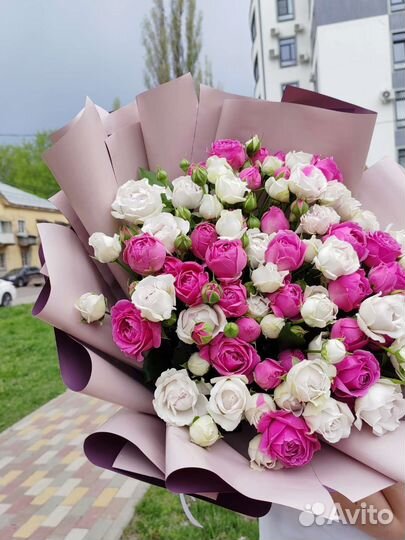 Букеты с доставкой пионовидные розы цветы розы