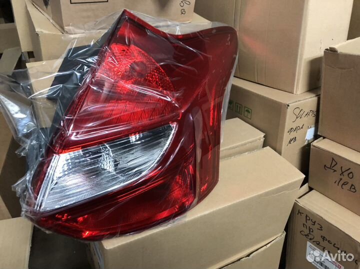 Задние Фонари Ford Focus 3 хэтчбек не диодные