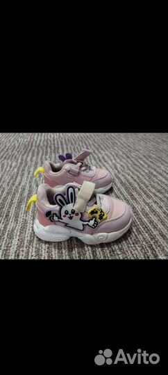Кроссовки для девочки 23 размер