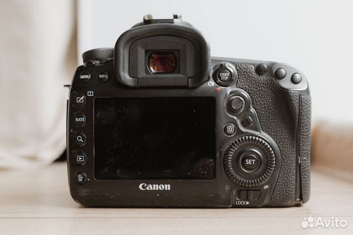 Canon EOS 5D Mark IV