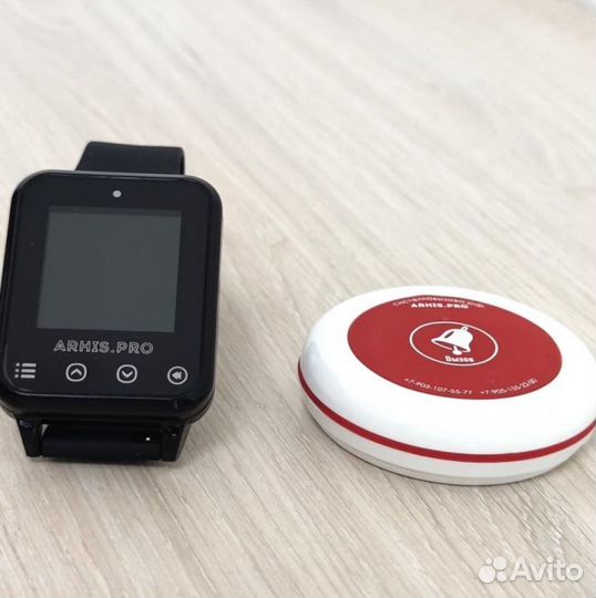 Кнопка вызова официанта и часы пейджер Элит