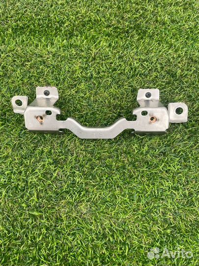 Кронштейн (крепление) Chevrolet Trax рест. 2021