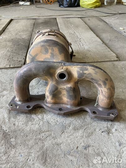 Выпускной коллектор renault logan 2