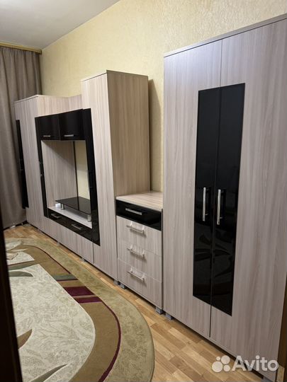 Стенка в гостиную