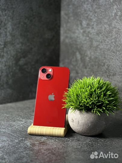 iPhone 13 256GB RED