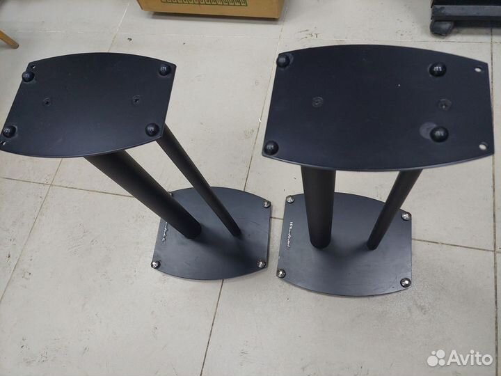 Стойки под акустику бу Wharfedale