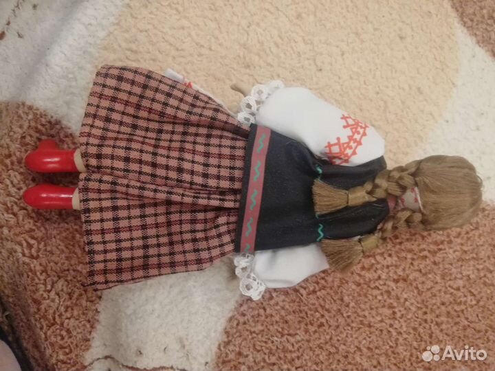 Кукла фарфоровая коллекционная