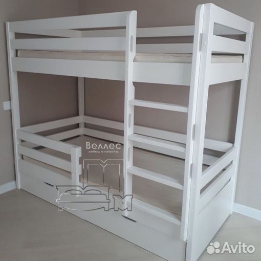 Кровать двухъярусная деревянная массив новая