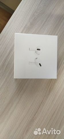 Наушники AirPods pro with wireless charging case