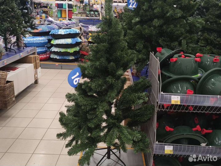 Ель новогодняя