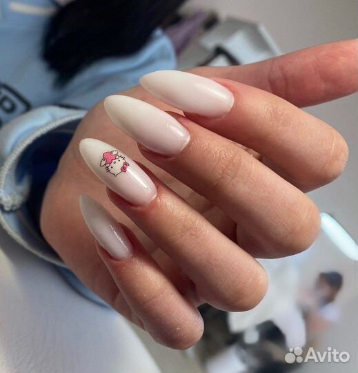 Маникюр с покрытием, Наращивание ногтей