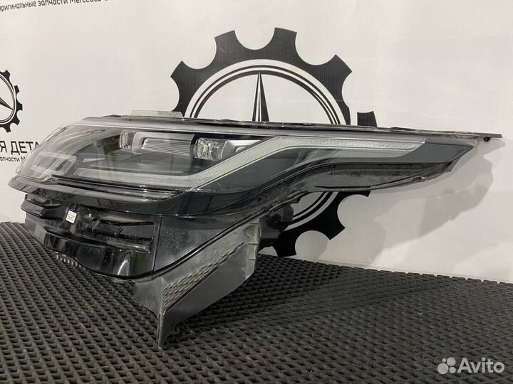 Фара левая Land Rover Range Rover Velar