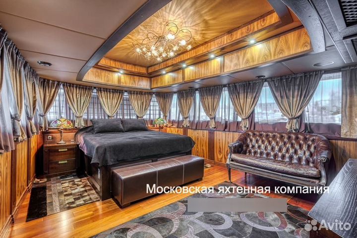 Аренда яхты Балу 50 метров в Москве / 6 кают