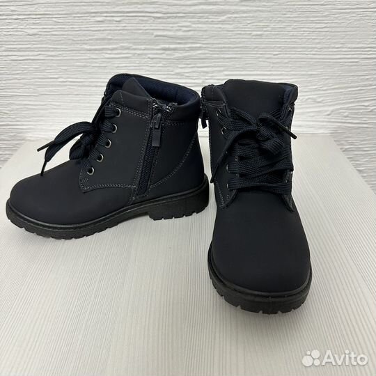 Ботинки демисезонные для девочки 26,29, 30