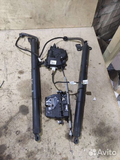 Комплект электропривода багажника bmw f15