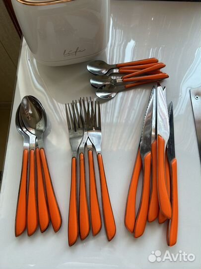 Набор вилок и ложек
