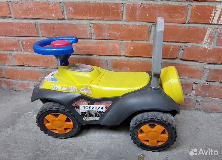 Машинка каталка толокар