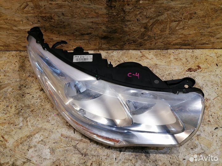 Фара правая галоген Citroen C4 2 B7