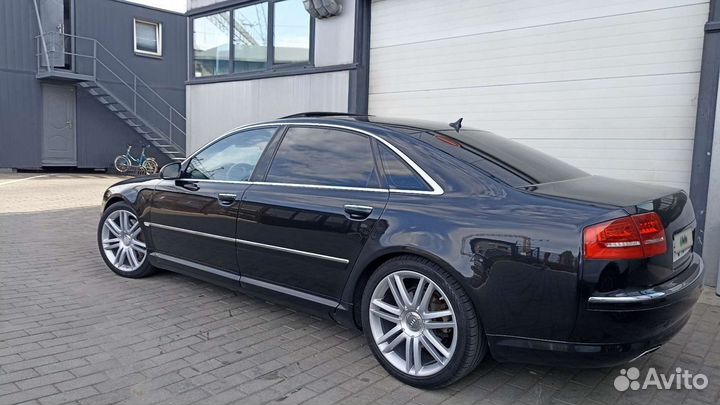Audi A8 4.2 AT, 2006, 370 000 км