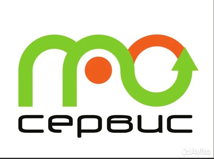 Кухонный работник в столовую