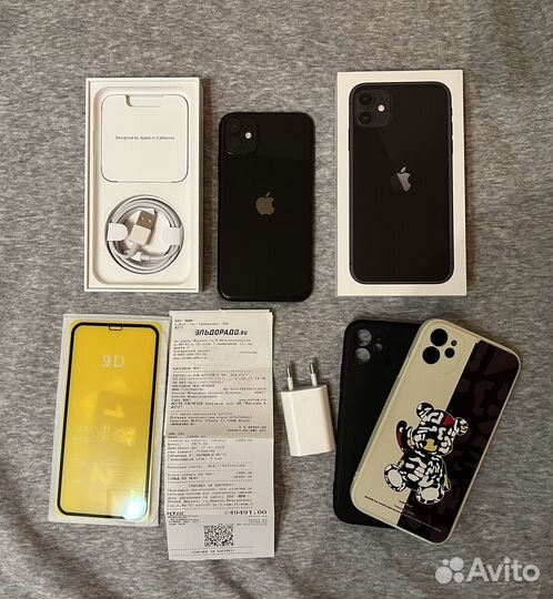 iPhone 11, 64 ГБ
