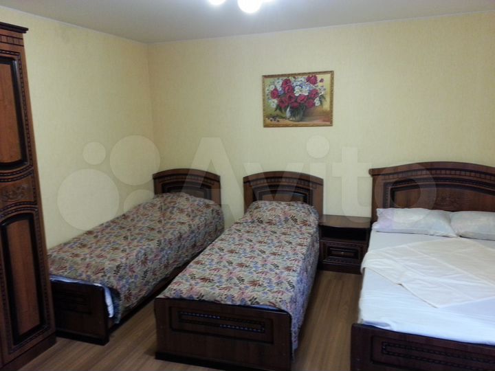 Комната 25 м², 1/3 эт.