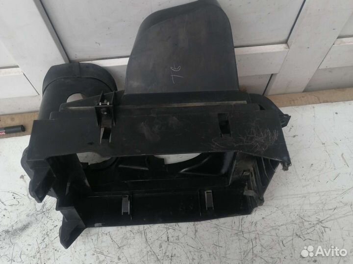 Воздуховод/Дифузор левый интеркулера BMW X5 X6