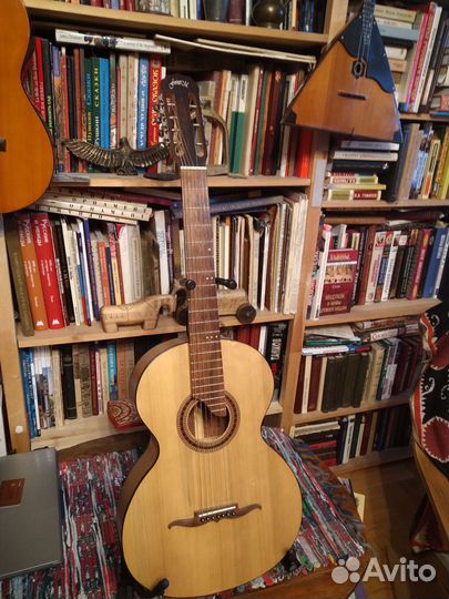 Семиструнная гитара 