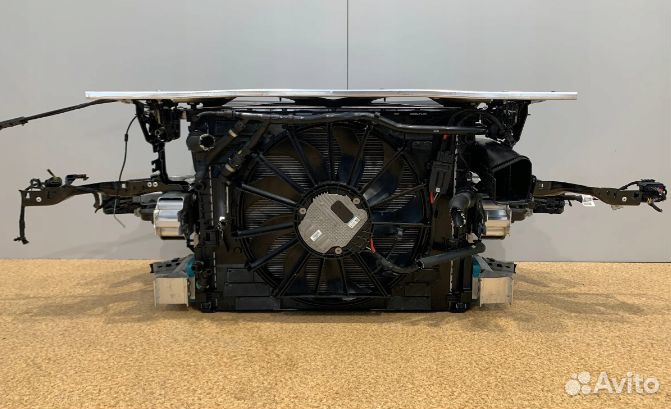 Кассета радиаторов телевизор BMW 7 G11 G12 рест