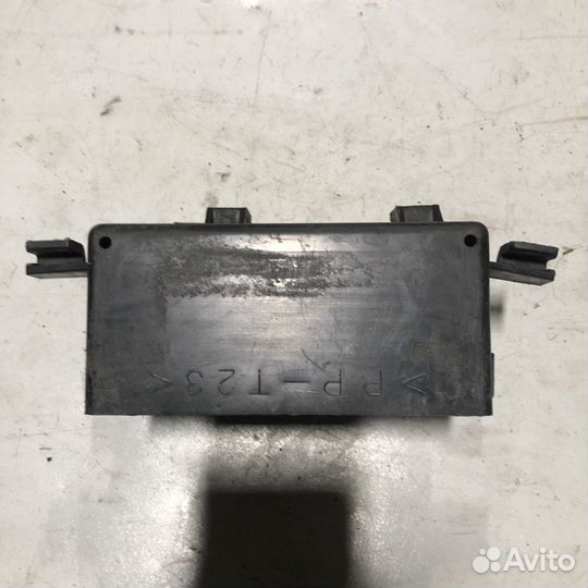 Короб под акб для YAmaha FZ6 04-09