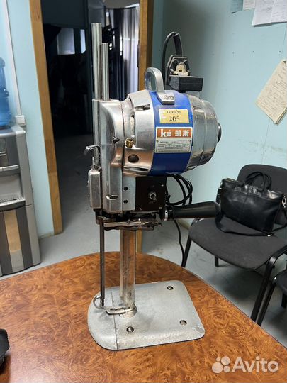 Продам нож сабельный раскройный