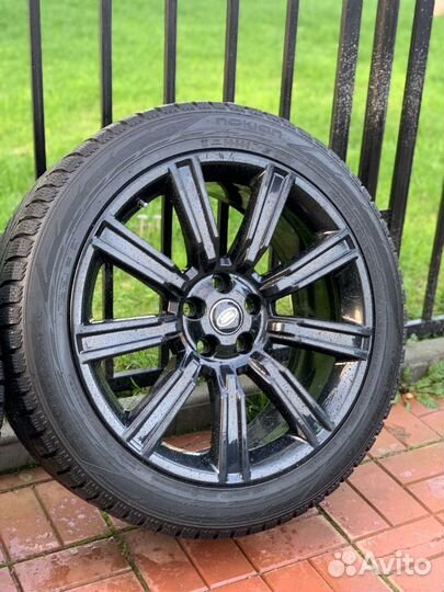 R21 Pirelli Scorpion Winter 275/45, PCD 5x120 DIA 72.6