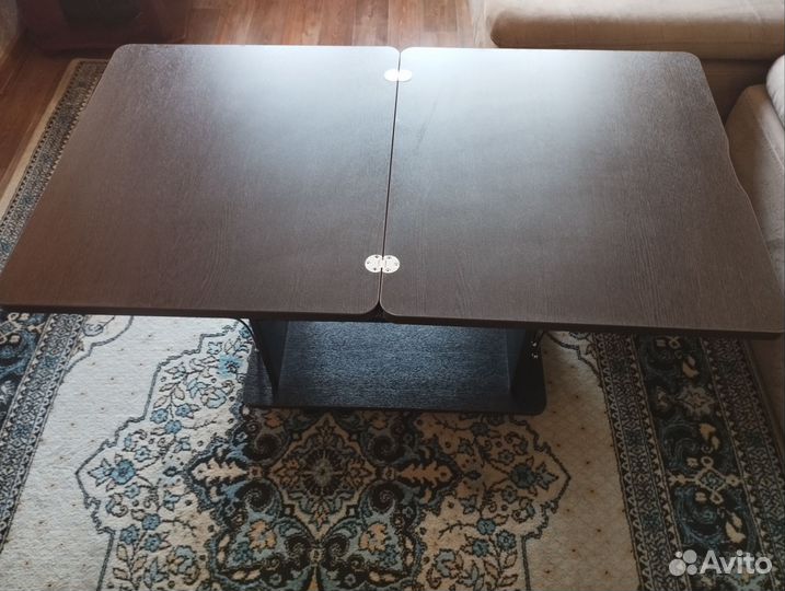 Журнальный столик на колесах раскладной