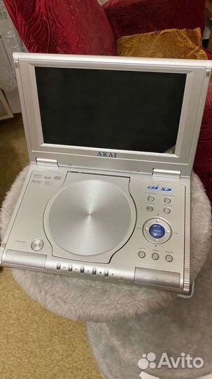 Портативный видеопроигрыватель