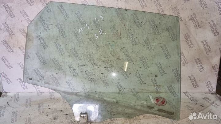 Стекло задней правой двери мазда 3 BK mazda